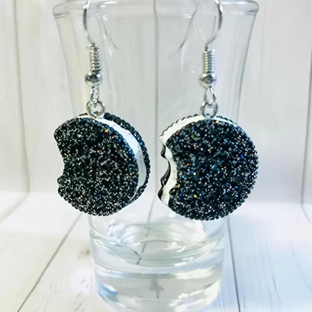 Novelty Oreo Sandwich Cookies Earrings Dangle Pendant Drop Charm Lghtwght Fun